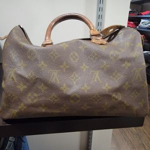 Vintage Louis Vuitton Speedy